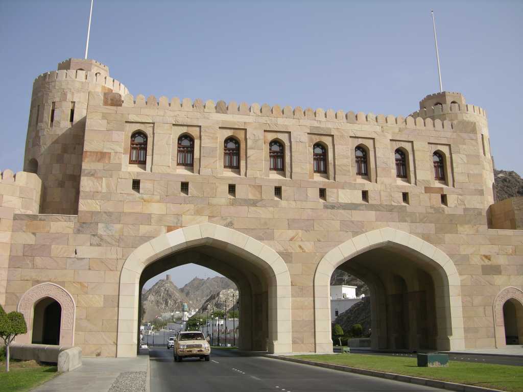 Muscat 02 Muscat 11 Muscat Gate Museum Straddling the road between the corniche and the old walled city, the Muscat Gate Museum with the original gates used until the 1970s to keep land-bound marauders out, marks the position of the old city wall.